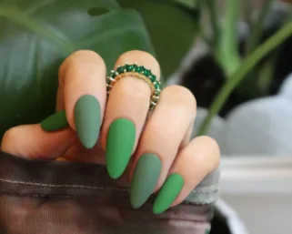 Gel Envy: Achieve salon-worthy nails with gel polish