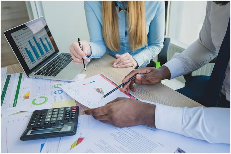 How to Close Your Financial Year with Expert Accounting Services