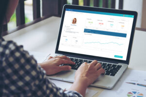 Sales representative tracking app designed for teams that are always on the move